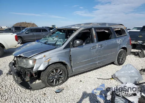 2014 Chrysler Town & Country S from USA, damaged, VIN 2C4RC1HG8ER361303